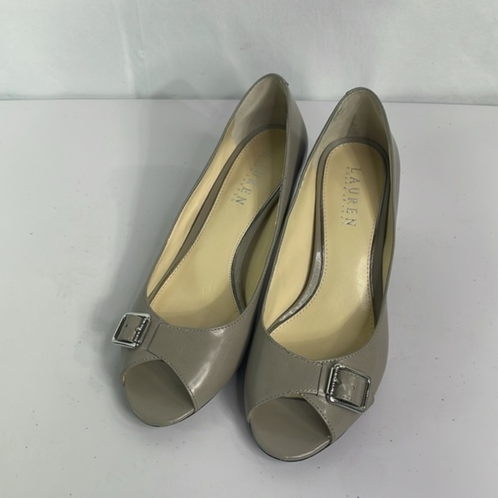 Lauren Ralph Lauren DAMARIS 802143305 gray leather pumps with silver buckle